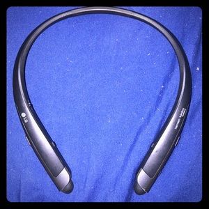 Lg Platinum Bluetooth wireless headphones